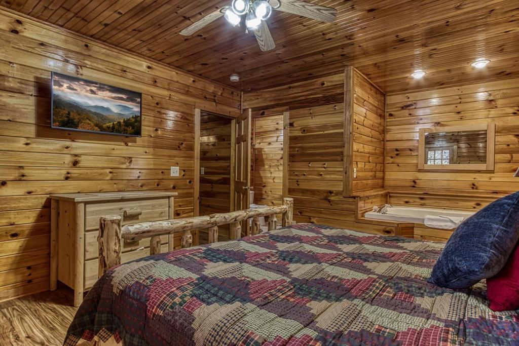 The Nut House, Hot Tub, Game Room, Wifi, 1089 Free Tickets Each Paid Day, Dollywood And More! Pigeon Forge Eksteriør bilde